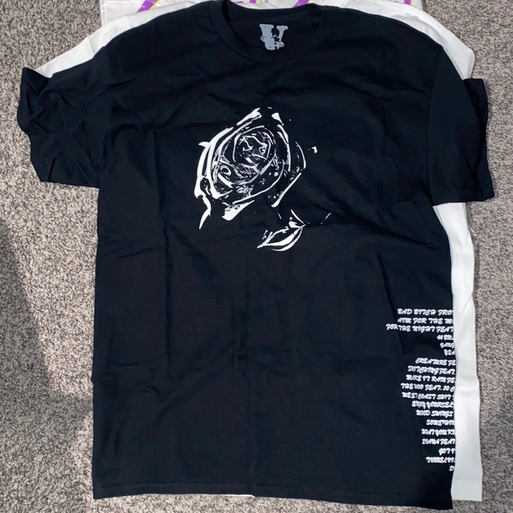 Pop Smoke X Vlone Tracklist tee. 100% Authentic never worn. Size S-XL